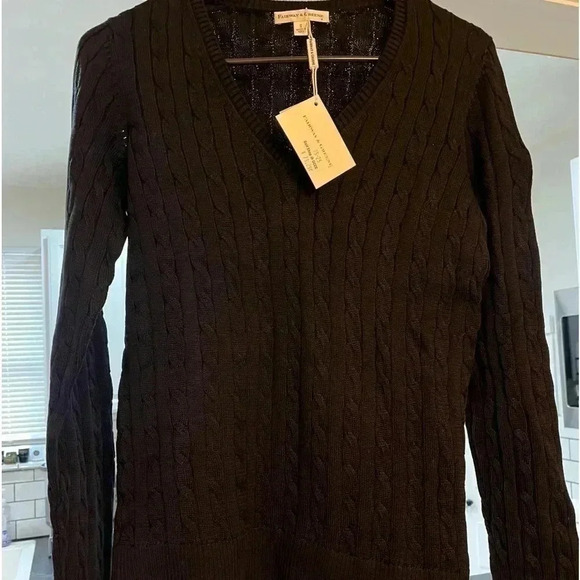 Fairway & Greene Black V-Neck Sweater Size Small - Picture 2 of 3